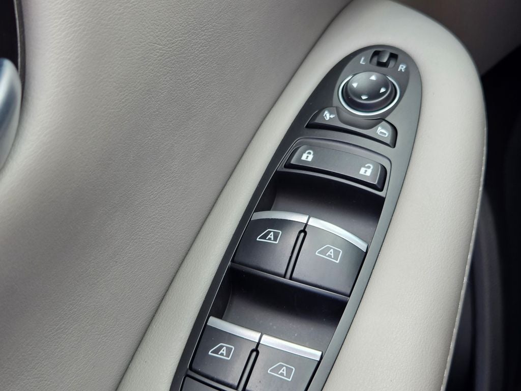 2025 INFINITI QX50 LUXE CERTIFIED PRE OWNED!!