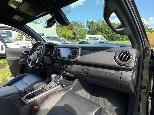 2022 Toyota Tacoma TRD Sport V6