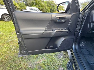 2022 Toyota Tacoma TRD Sport V6