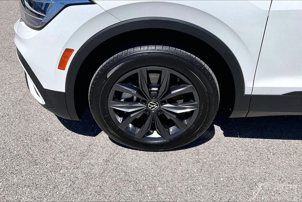 2023 Volkswagen Tiguan 2.0T SE