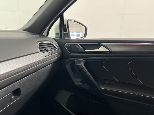 2024 Volkswagen Tiguan 2.0T SEL R-Line 4MOTION