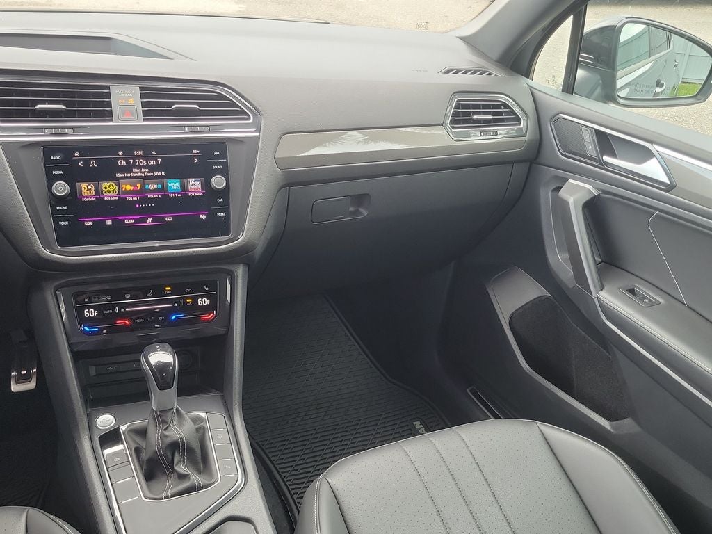 2023 Volkswagen Tiguan 2.0T SE R-Line Black