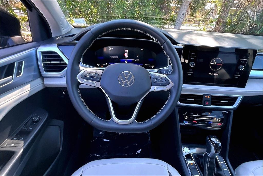 2025 Volkswagen Taos 1.5T SE
