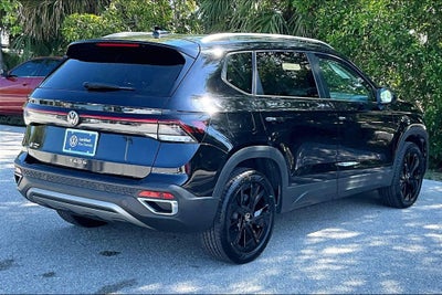 2025 Volkswagen Taos 1.5T SE