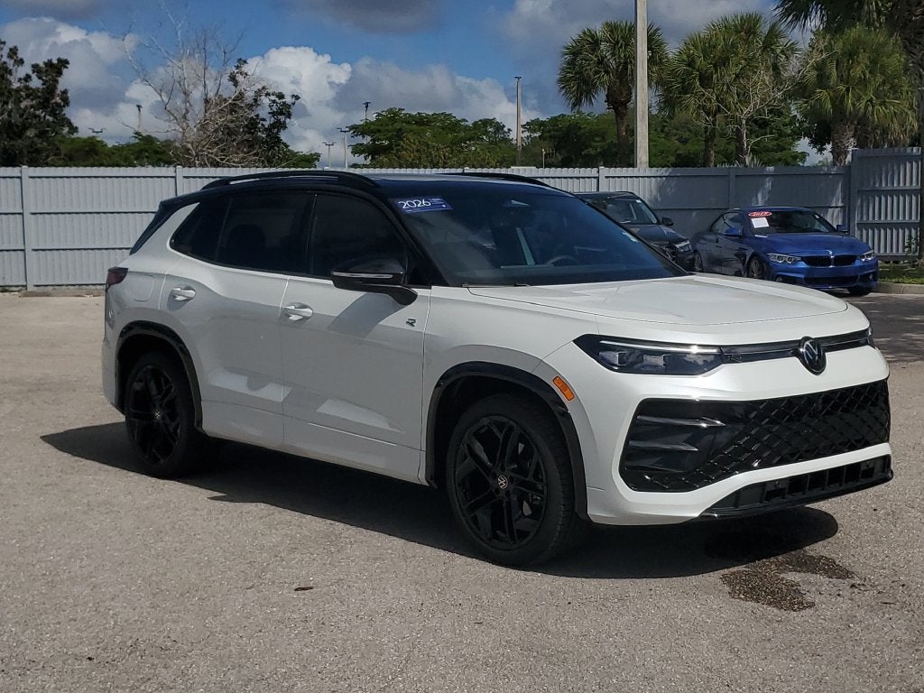 2026 Volkswagen Tiguan SE R-Line Black