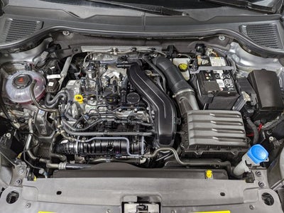 2024 Volkswagen Taos SE FWD