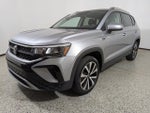 2024 Volkswagen Taos SE FWD