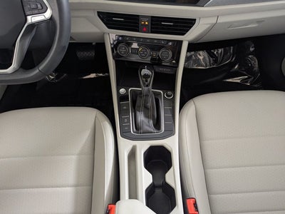 2024 Volkswagen Jetta SE Auto