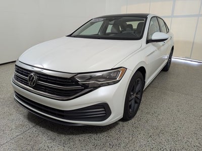 2024 Volkswagen Jetta SE Auto