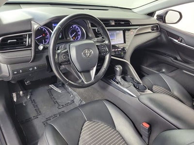 2020 Toyota Camry SE