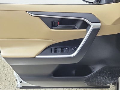 2021 Toyota RAV4 Hybrid LE