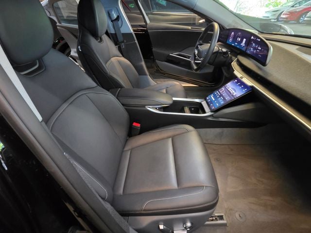 2025 Lucid Air Touring
