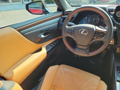 2024 Lexus ES 350 Luxury