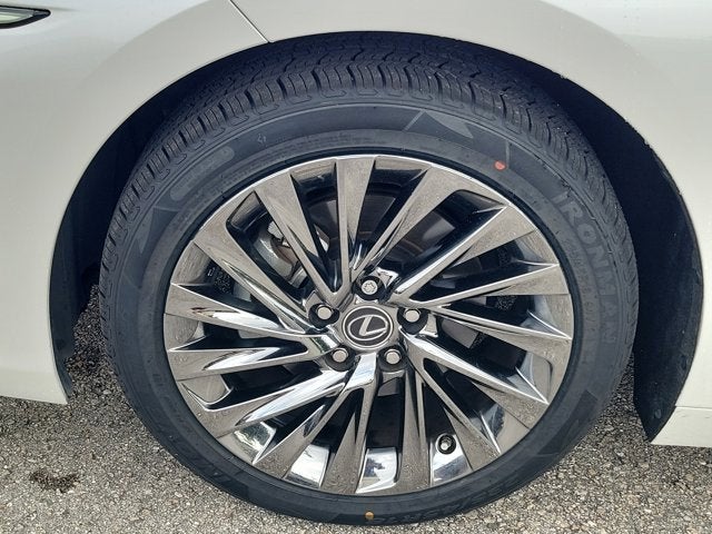 2024 Lexus ES 350 Ultra Luxury