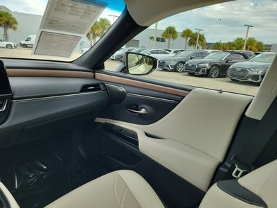 2024 Lexus ES 350 Ultra Luxury