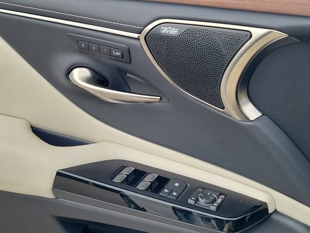 2024 Lexus ES 350 Ultra Luxury