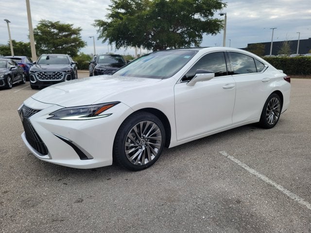 2024 Lexus ES 350 Ultra Luxury