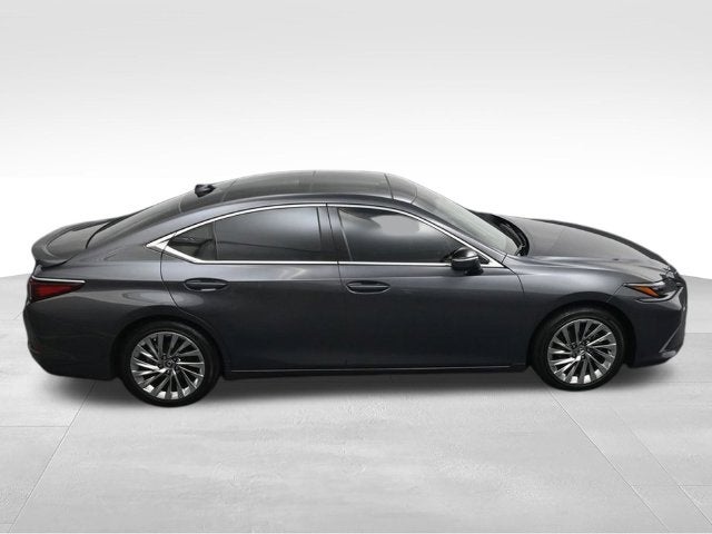 2022 Lexus ES 350 Ultra Luxury