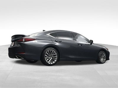 2022 Lexus ES 350 Ultra Luxury