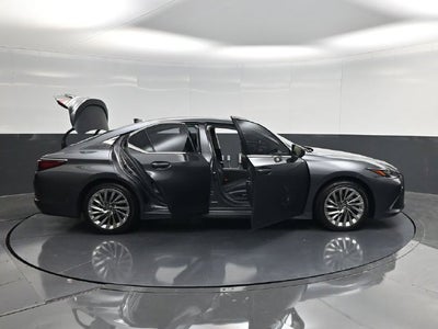 2022 Lexus ES 350 Ultra Luxury