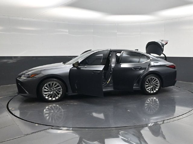 2022 Lexus ES 350 Ultra Luxury