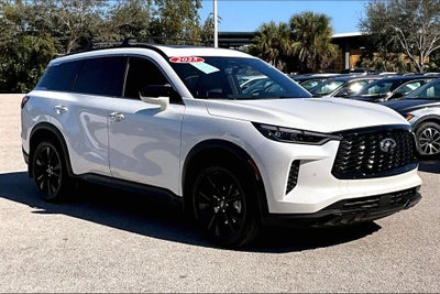 2025 INFINITI QX60 LUXE