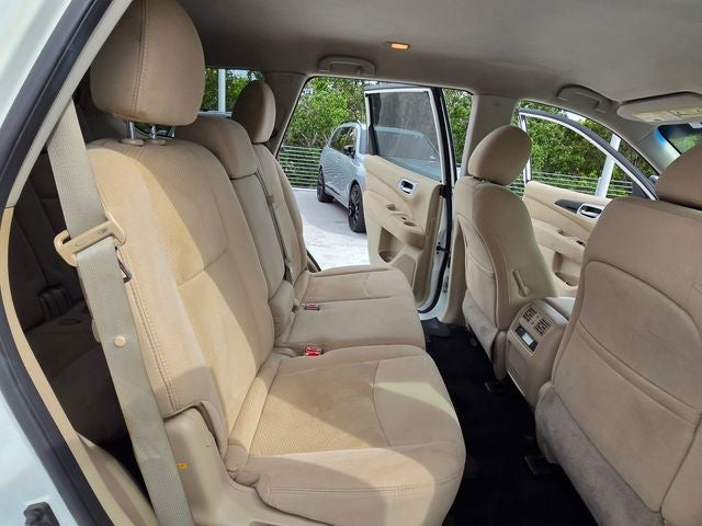 2016 Nissan Pathfinder S