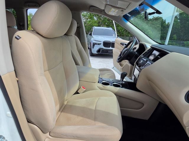 2016 Nissan Pathfinder S