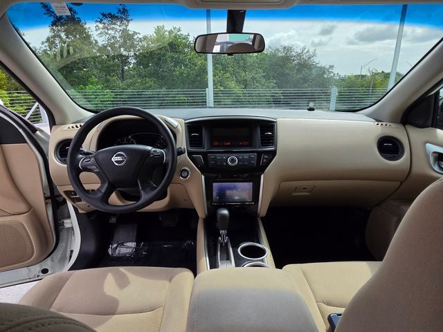 2016 Nissan Pathfinder S