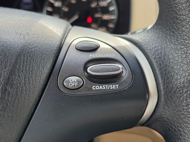 2016 Nissan Pathfinder S