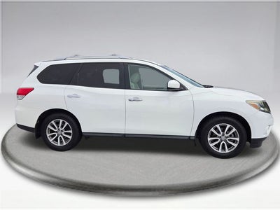 2016 Nissan Pathfinder S