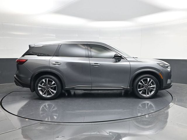 2022 INFINITI QX60 LUXE