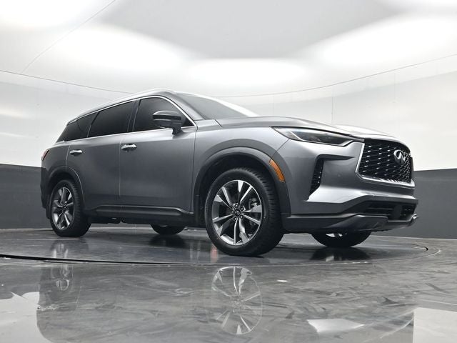 2022 INFINITI QX60 LUXE