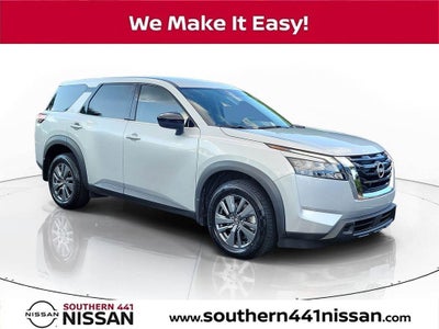 2024 Nissan Pathfinder S