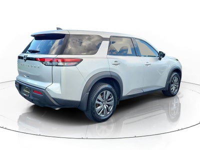 2024 Nissan Pathfinder S