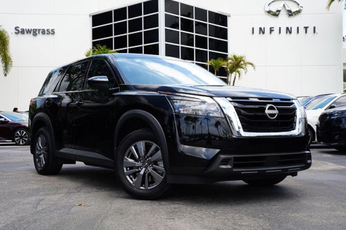 2023 Nissan Pathfinder S