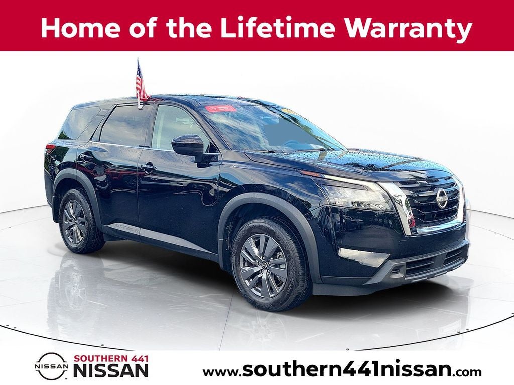 2024 Nissan Pathfinder S