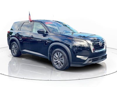 2024 Nissan Pathfinder S