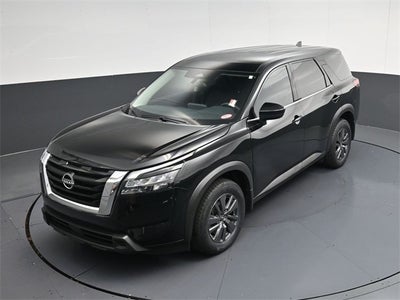 2024 Nissan Pathfinder S