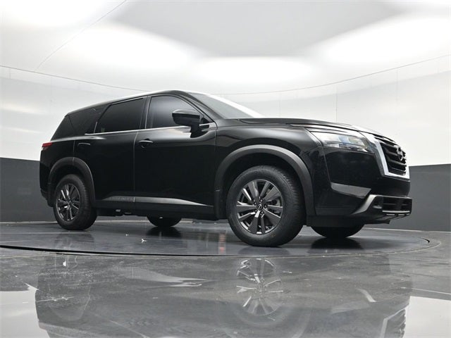 2024 Nissan Pathfinder S