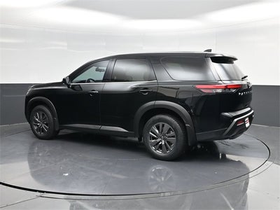 2024 Nissan Pathfinder S