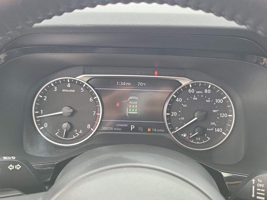 2024 Nissan Pathfinder SV