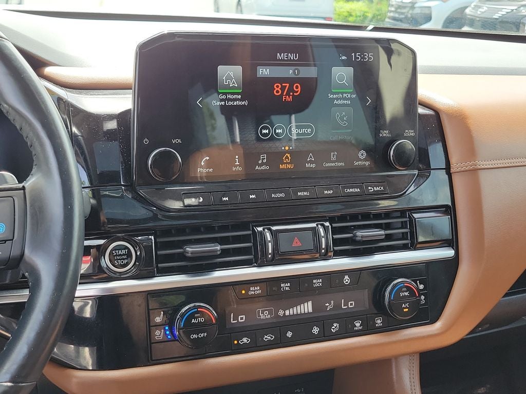 2023 Nissan Pathfinder Platinum