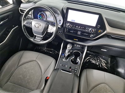 2023 Toyota Highlander Hybrid Bronze Edition