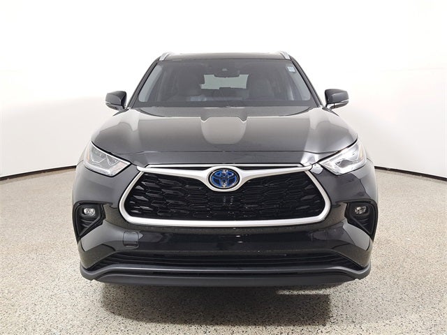 2023 Toyota Highlander Hybrid Bronze Edition