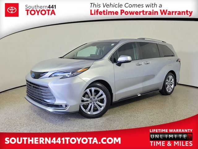2024 Toyota Sienna Platinum 7 Passenger