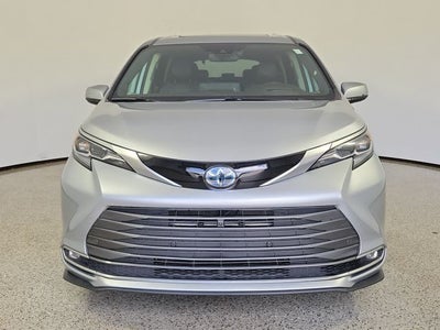 2024 Toyota Sienna Platinum 7 Passenger
