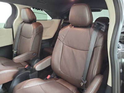 2023 Toyota Sienna Platinum 7 Passenger