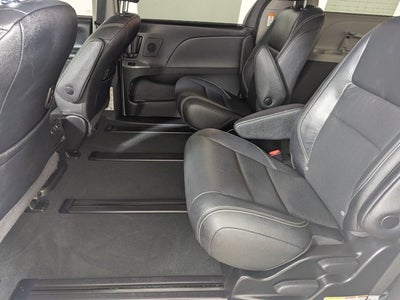 2019 Toyota Sienna SE AWD 7-Passenger