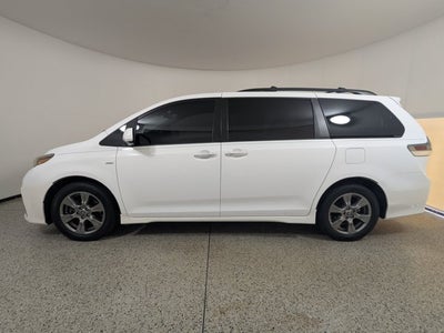 2019 Toyota Sienna SE AWD 7-Passenger